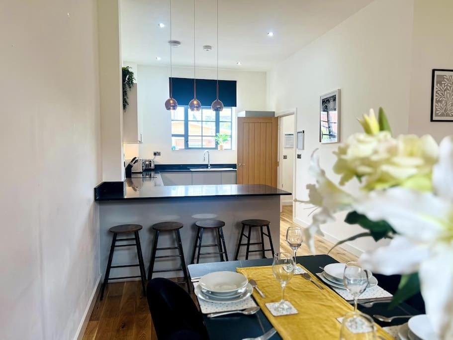 Villa Twilight House -Wyndale Living- B'Ham Jq Townhouse Birmingham Esterno foto